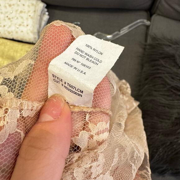 Cache Corset Top and Cover Up - Picture 9 of 9